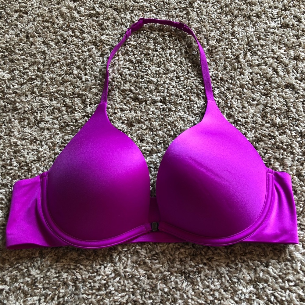 NWOT Victoria’s Secret push up plunge - 36B